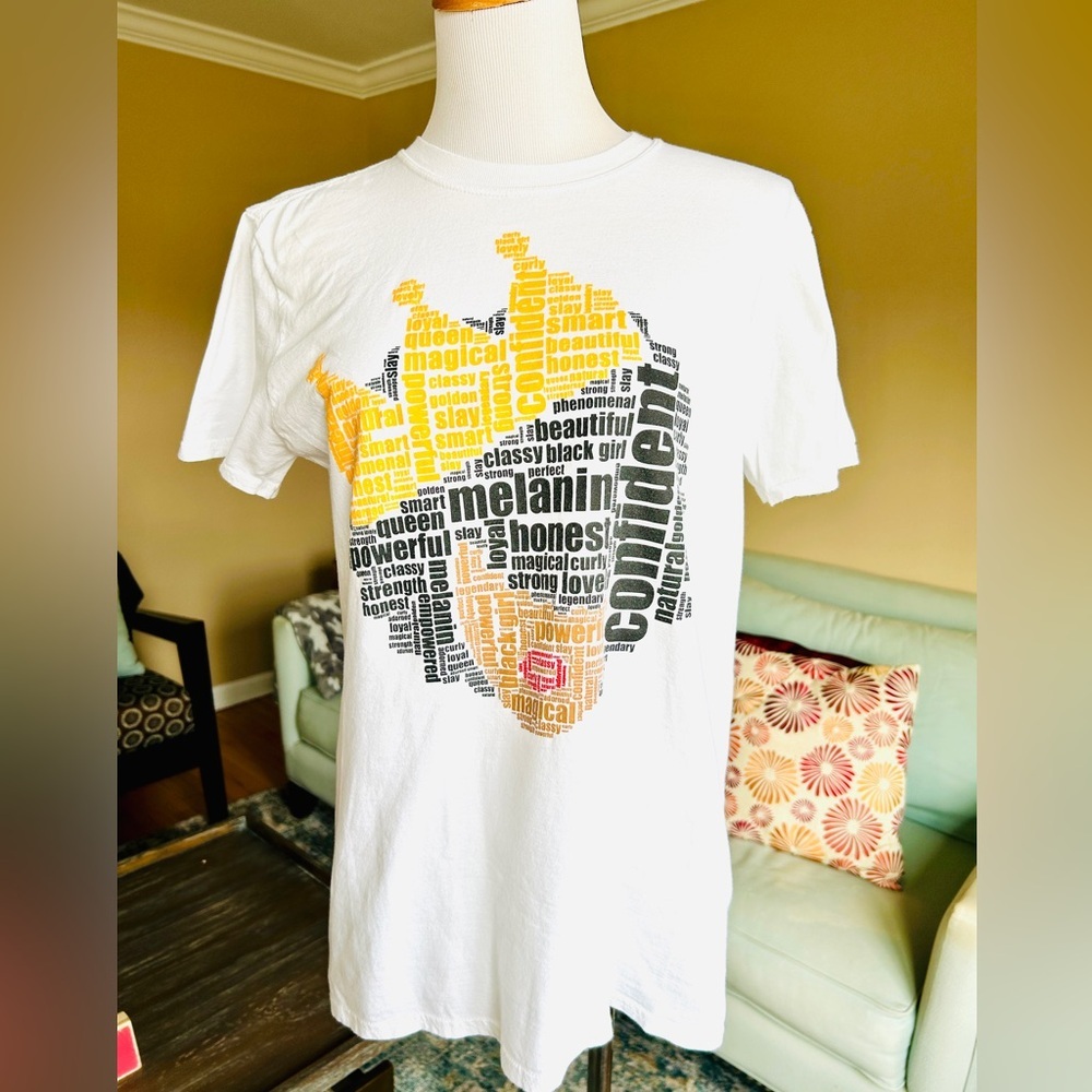 Designz By Morgan African Queen Word Art Graphic Tee Medium - Picture 2 of 10